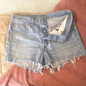 Levi’s 501 Jean shorts
